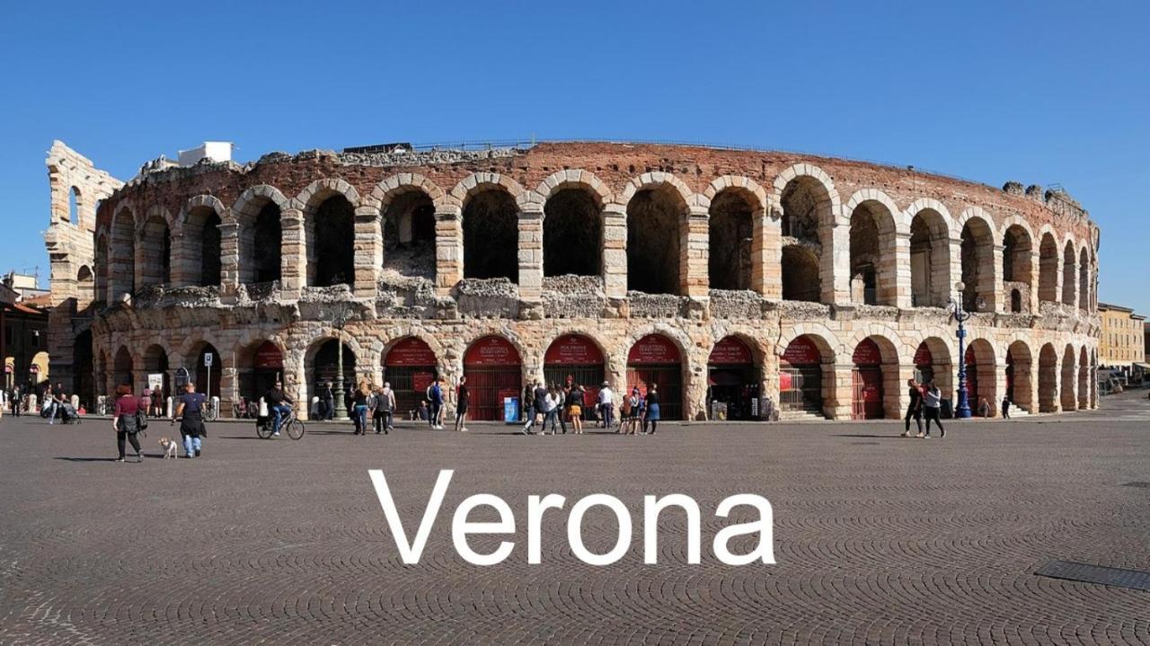 Appartamento "Il Vicolo" เปสเคียรา เดล การ์ดา ภายนอก รูปภาพ